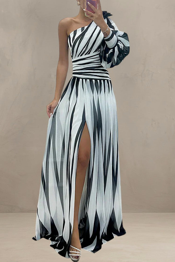 HAZEL | ABITO MAXI ELEGANTE A RIGHE CON UNA SPALLA