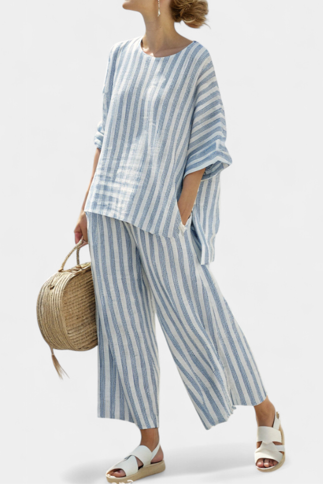 RENSLEIGH | TOP IN LINO STRIATO BLU SOPHISTICATO E PANTALONI RILASSATI
