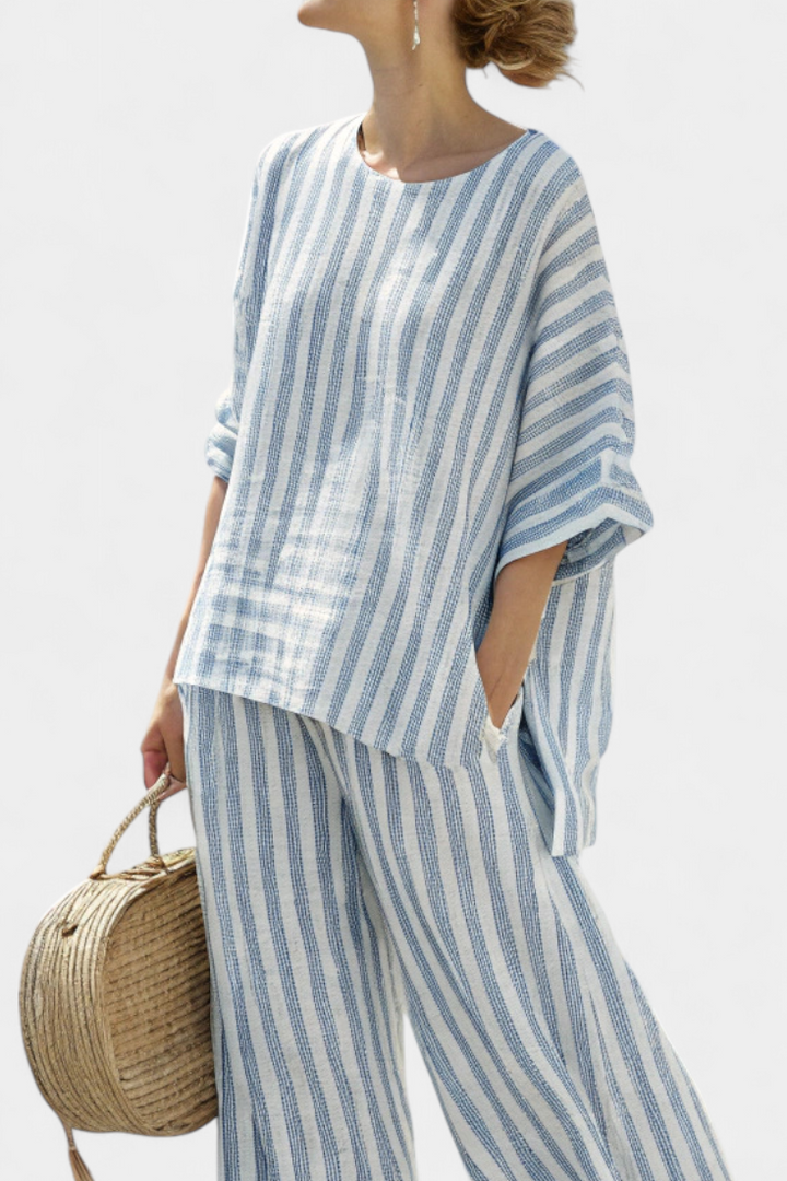 RENSLEIGH | TOP IN LINO STRIATO BLU SOPHISTICATO E PANTALONI RILASSATI