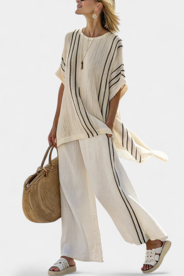 GREYSEN | BLUSA IN LINO IVORY E PANTALONI A RIGHE NERE
