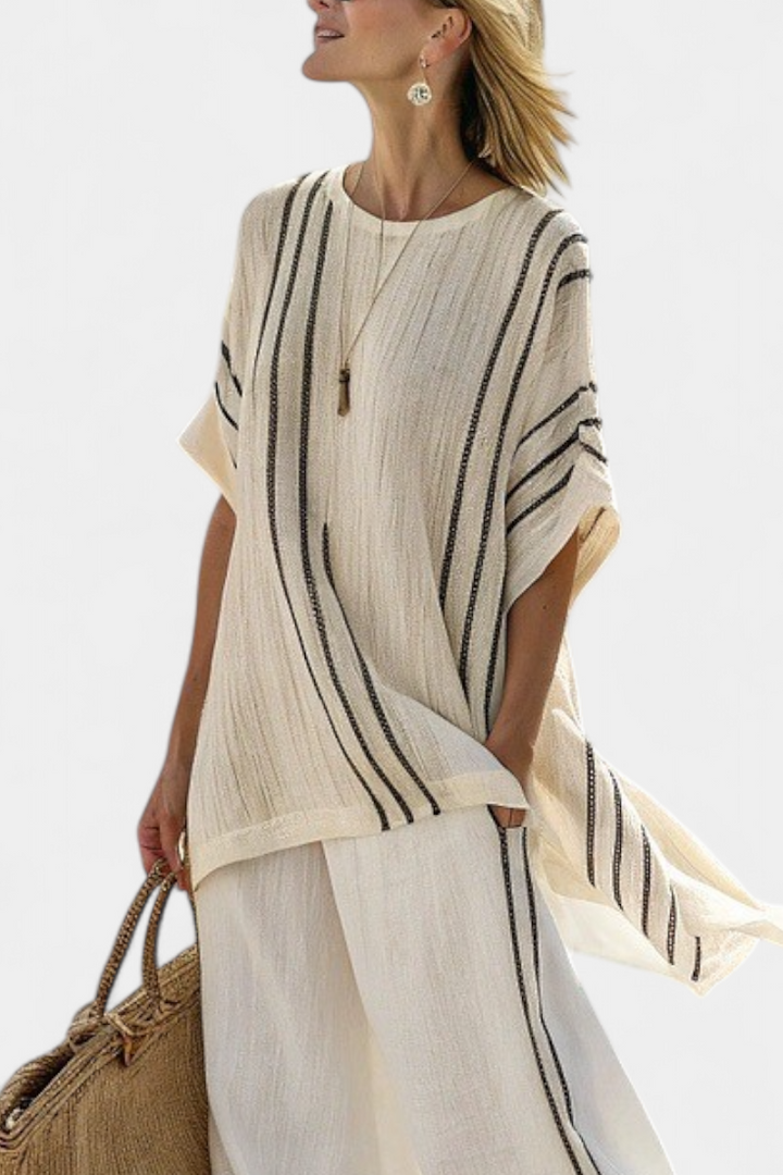 GREYSEN | BLUSA IN LINO IVORY E PANTALONI A RIGHE NERE